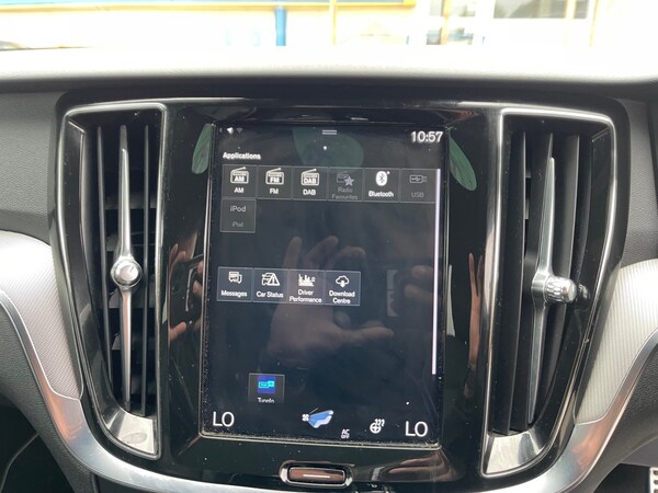 Used Volvo V60 2019 for sale - 75615899: Photo 15