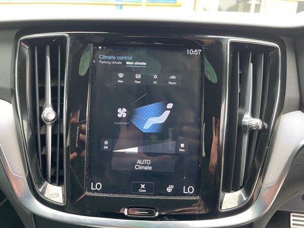 Used Volvo V60 2019 for sale - 75615899: Photo 16