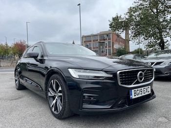 Used Volvo V60 2019 for sale - 75615899: Photo