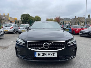 Used Volvo V60 2019 for sale - 75615899: Photo