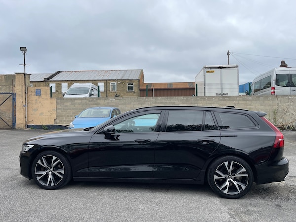 Used Volvo V60 2019 for sale - 75615899: Photo 4