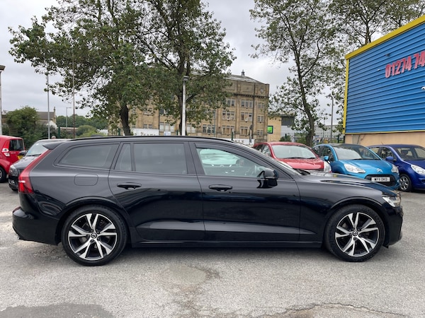Used Volvo V60 2019 for sale - 75615899: Photo 8