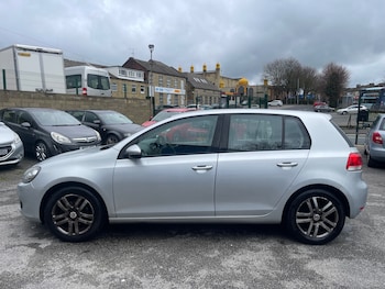 Used Volkswagen Golf 2009 for sale - 77541366: Photo