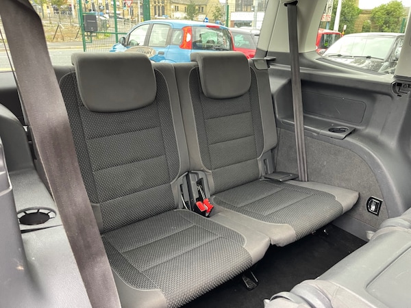 Used Volkswagen Touran 2011 for sale - 75662915: Photo 11