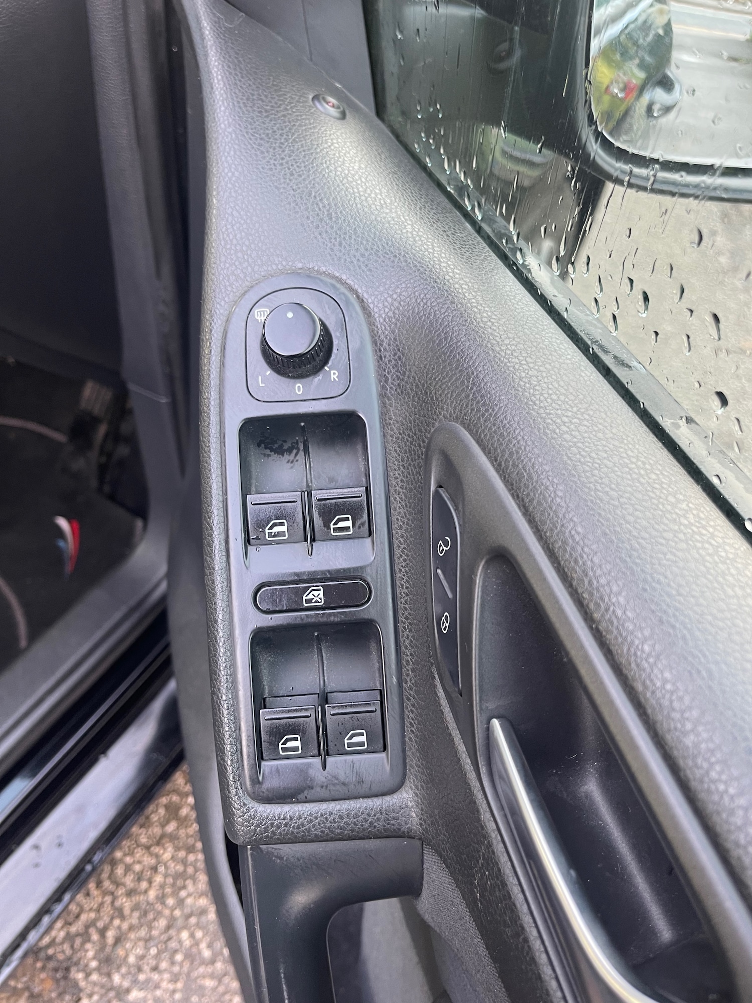 Used Volkswagen Golf 2010 for sale - 76969872: Photo 12