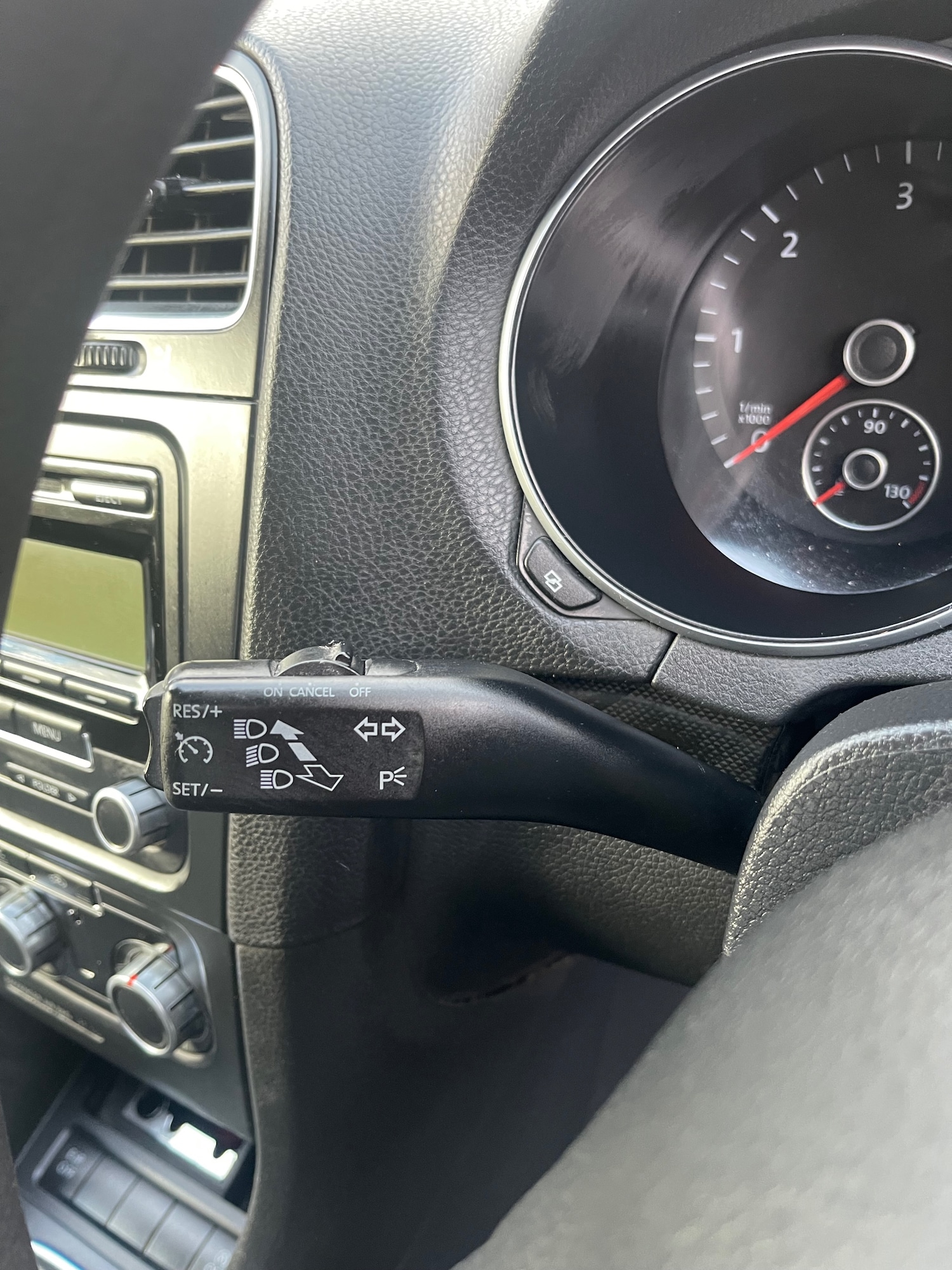 Used Volkswagen Golf 2010 for sale - 76969872: Photo 14