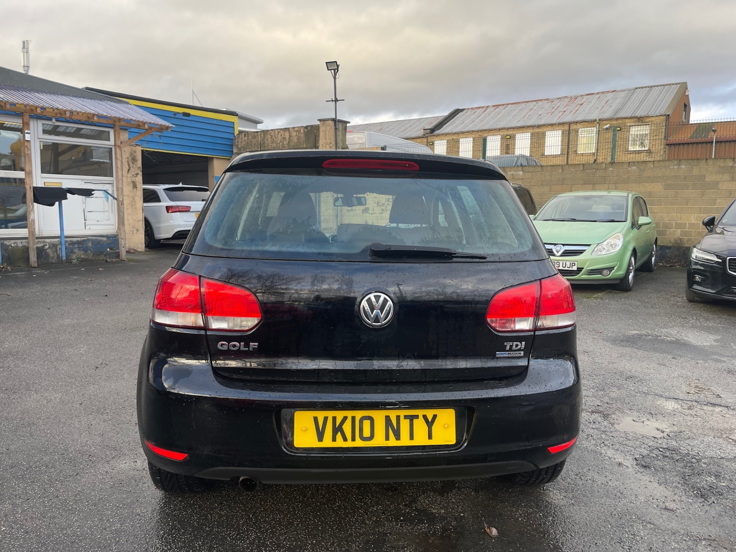 Used Volkswagen Golf 2010 for sale - 76969872: Photo 6