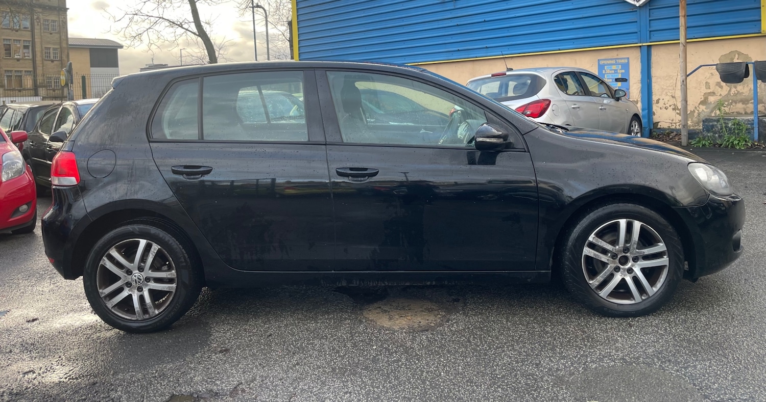 Used Volkswagen Golf 2010 for sale - 76969872: Photo 8