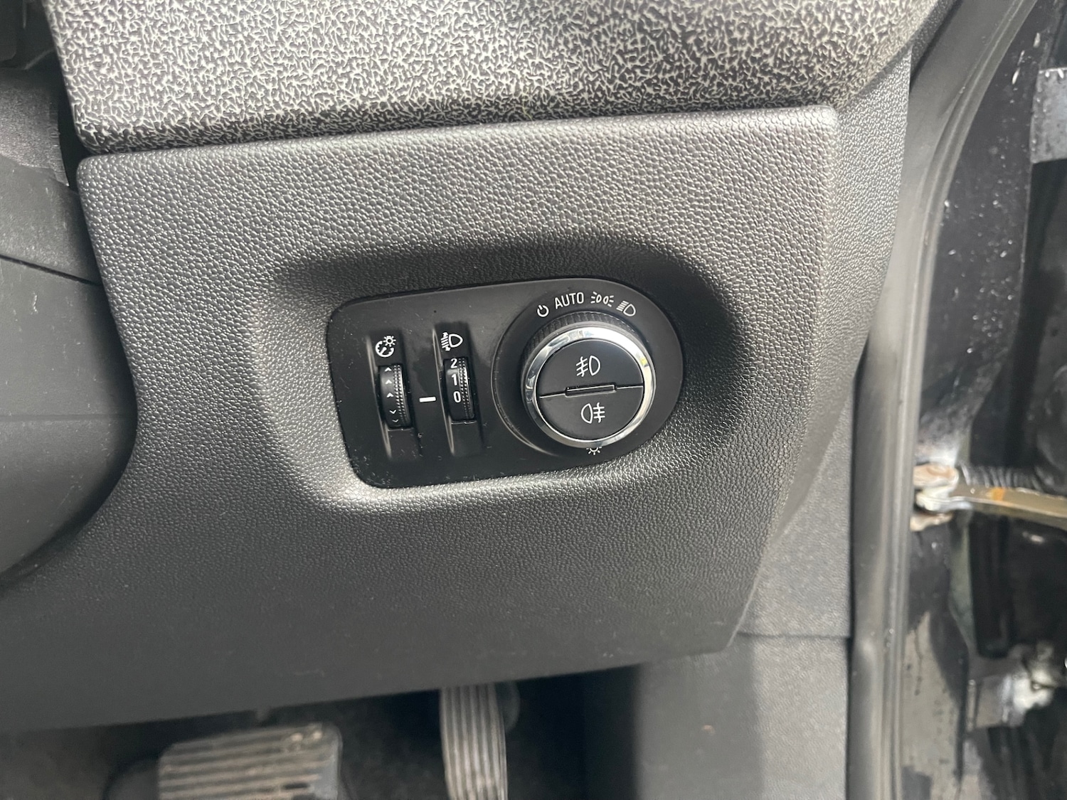 Used Vauxhall Corsa 2012 for sale - 76979810: Photo 14