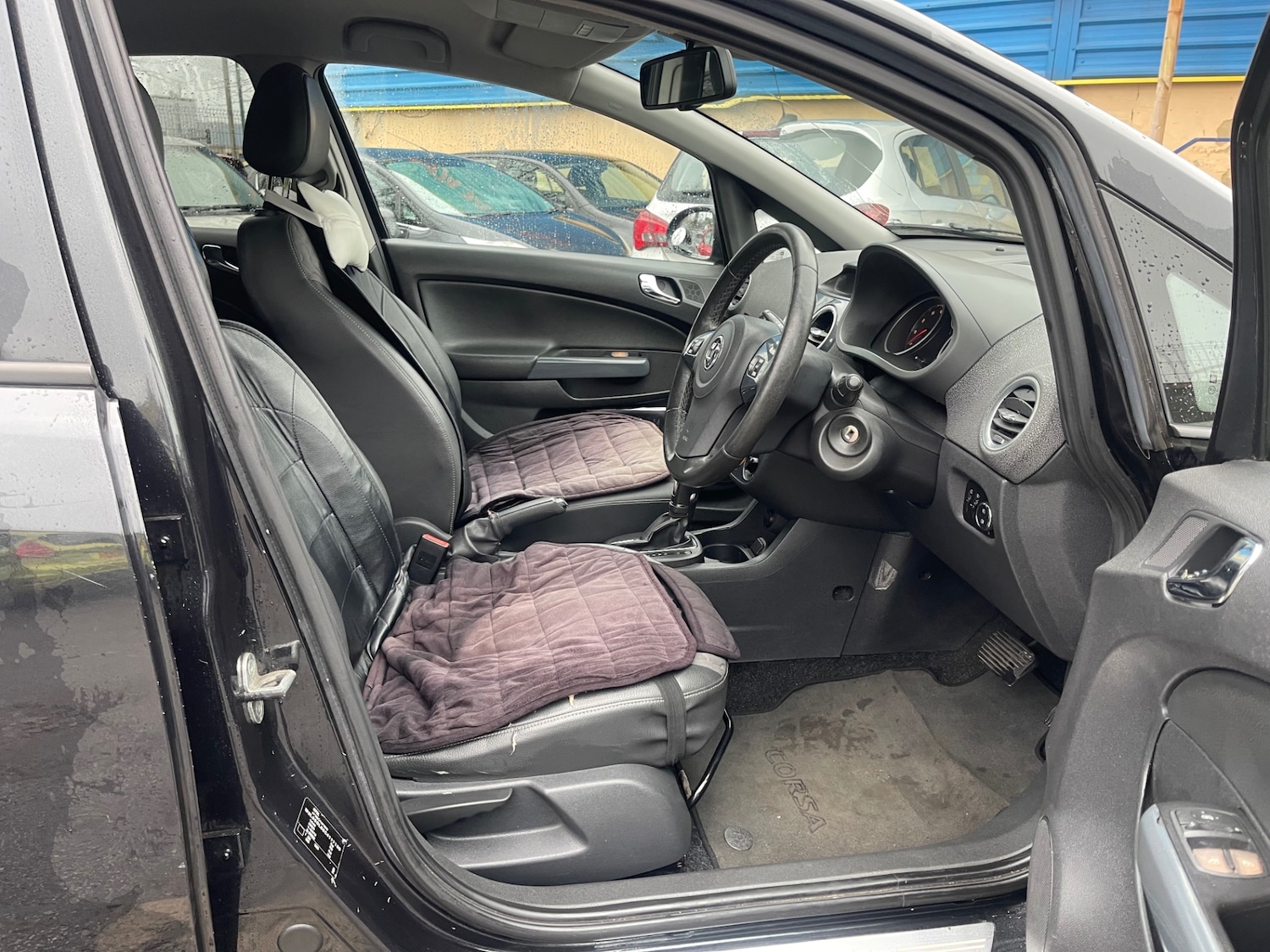 Used Vauxhall Corsa 2012 for sale - 76979810: Photo 9