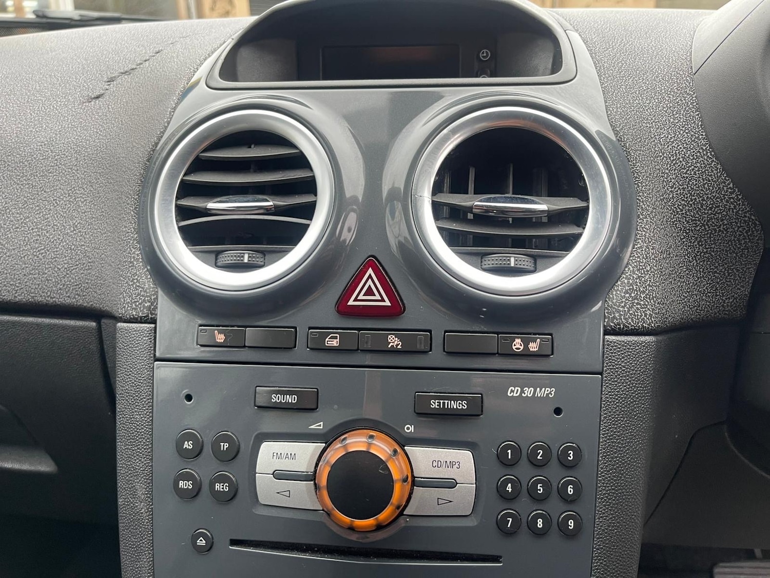 Used Vauxhall Corsa 2012 for sale - 77554960: Photo 10