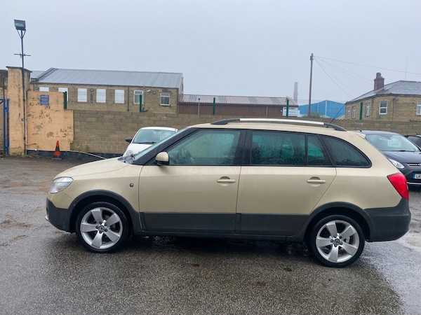Used Skoda Fabia 2011 for sale - 69051539: Photo 4