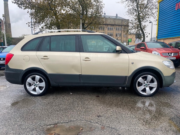 Used Skoda Fabia 2011 for sale - 69051539: Photo 8