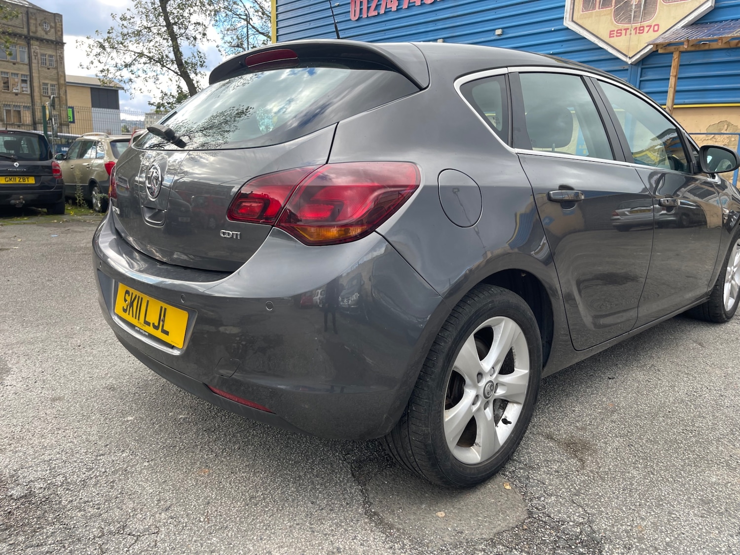 Used Vauxhall Astra 2011 for sale - 76374798: Photo 7