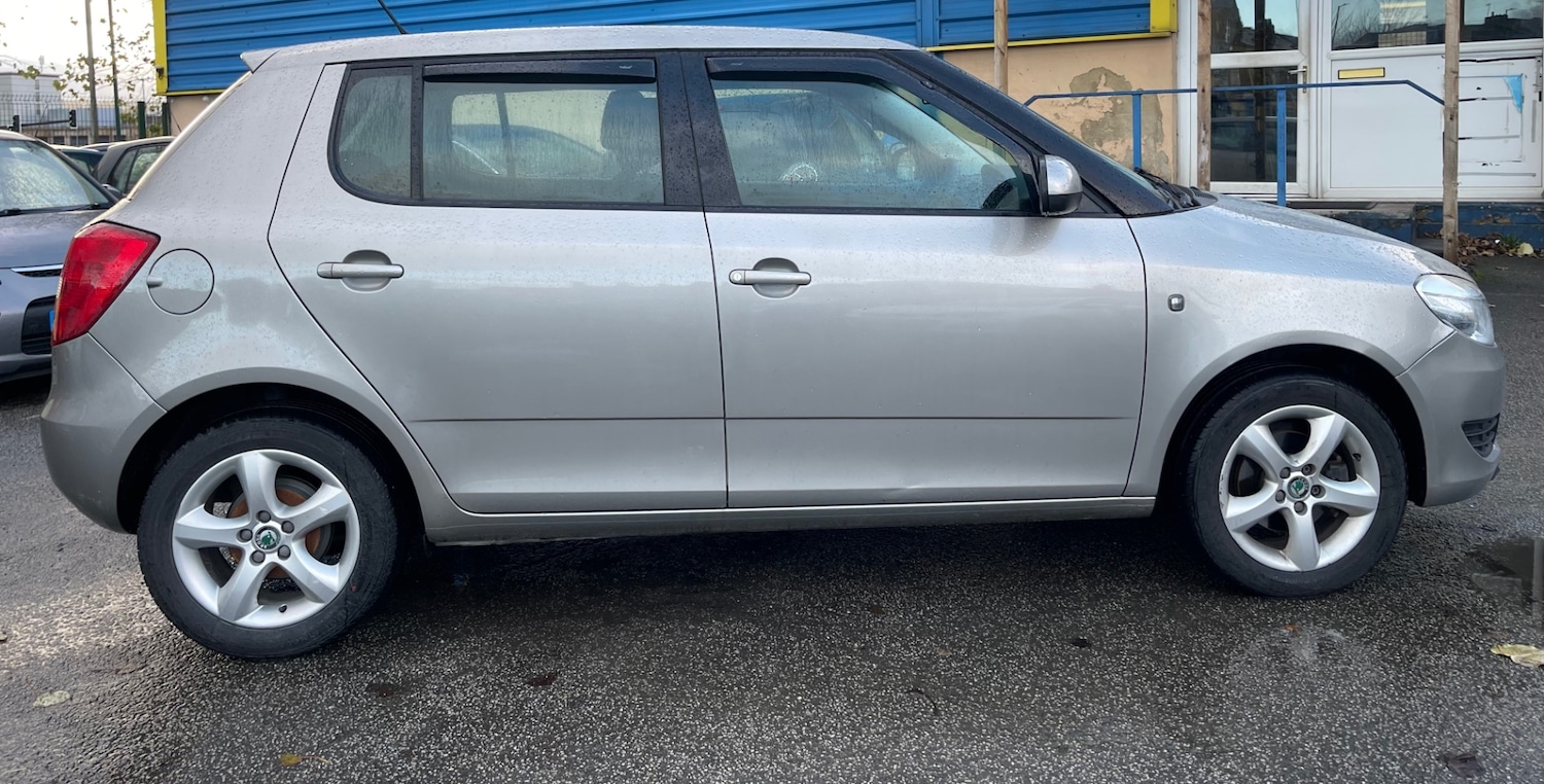 Used Skoda Fabia 2010 for sale - 76682539: Photo 8