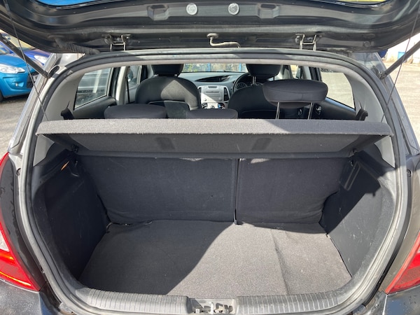 Used Hyundai i20 2012 for sale - 76064742: Photo 12
