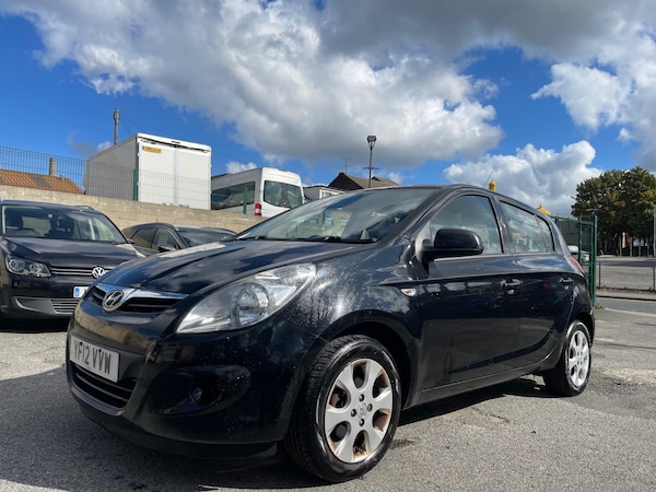 Used Hyundai i20 2012 for sale - 76064742: Photo 3