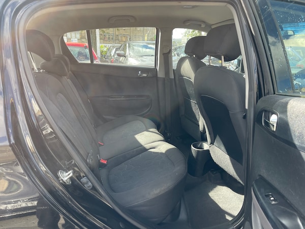 Used Hyundai i20 2012 for sale - 76064742: Photo 9