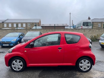 Used Toyota AYGO 2009 for sale - 76017047: Photo