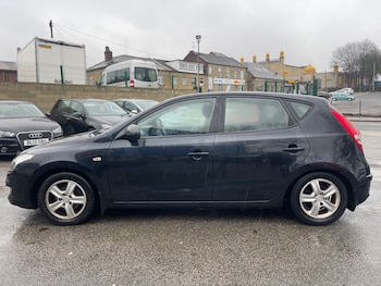 Used Hyundai i30 2009 for sale - 77283705: Photo