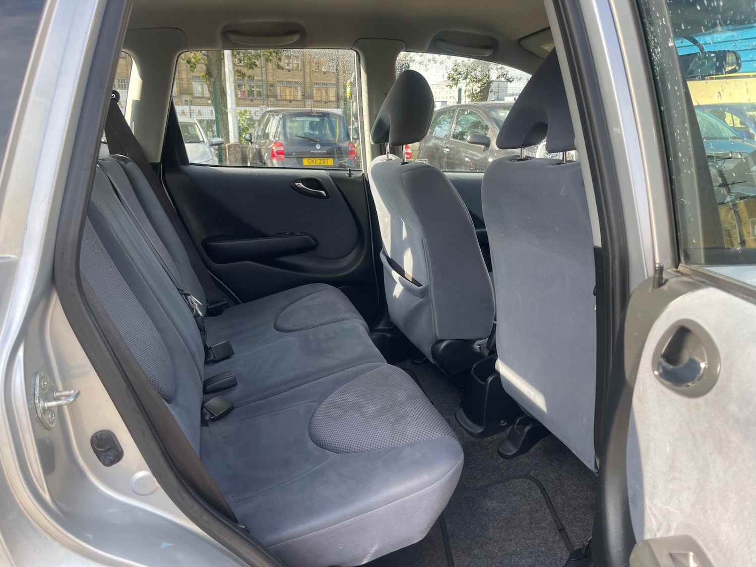 Used Honda Jazz 2005 for sale - 76088683: Photo 10