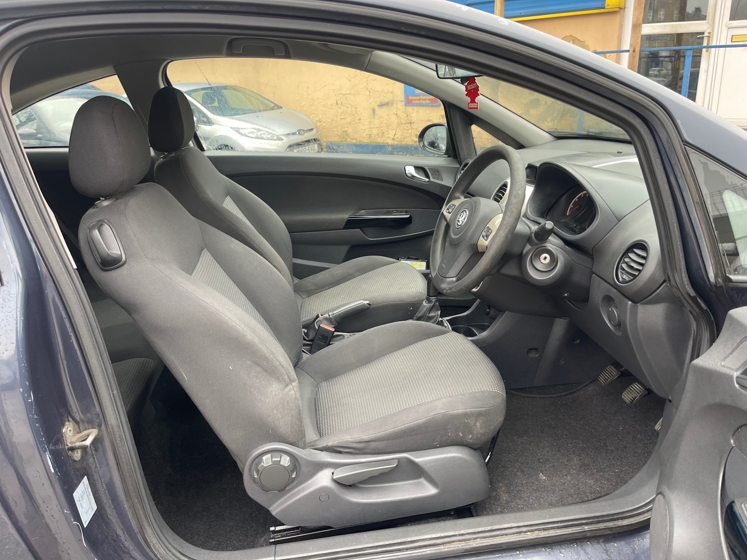 Used Vauxhall Corsa 2009 for sale - 77803004: Photo 10