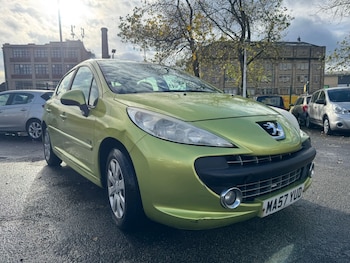 Peugeot - 207