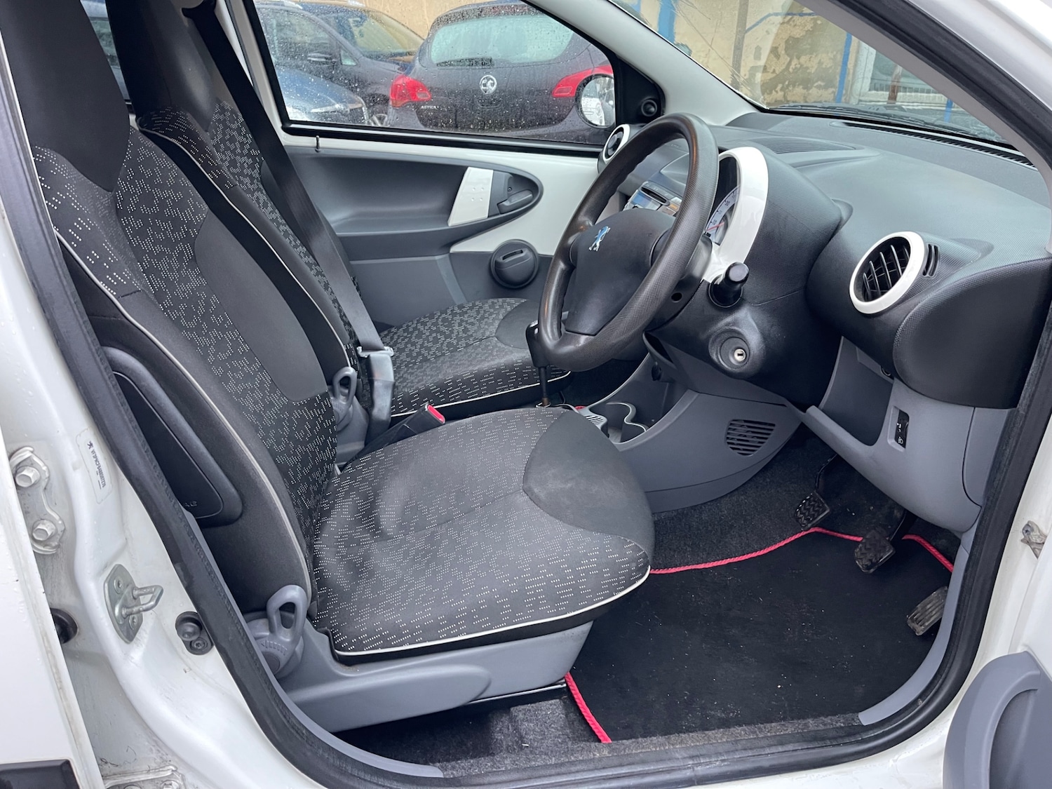 Used Peugeot 107 2011 for sale - 77378460: Photo 10