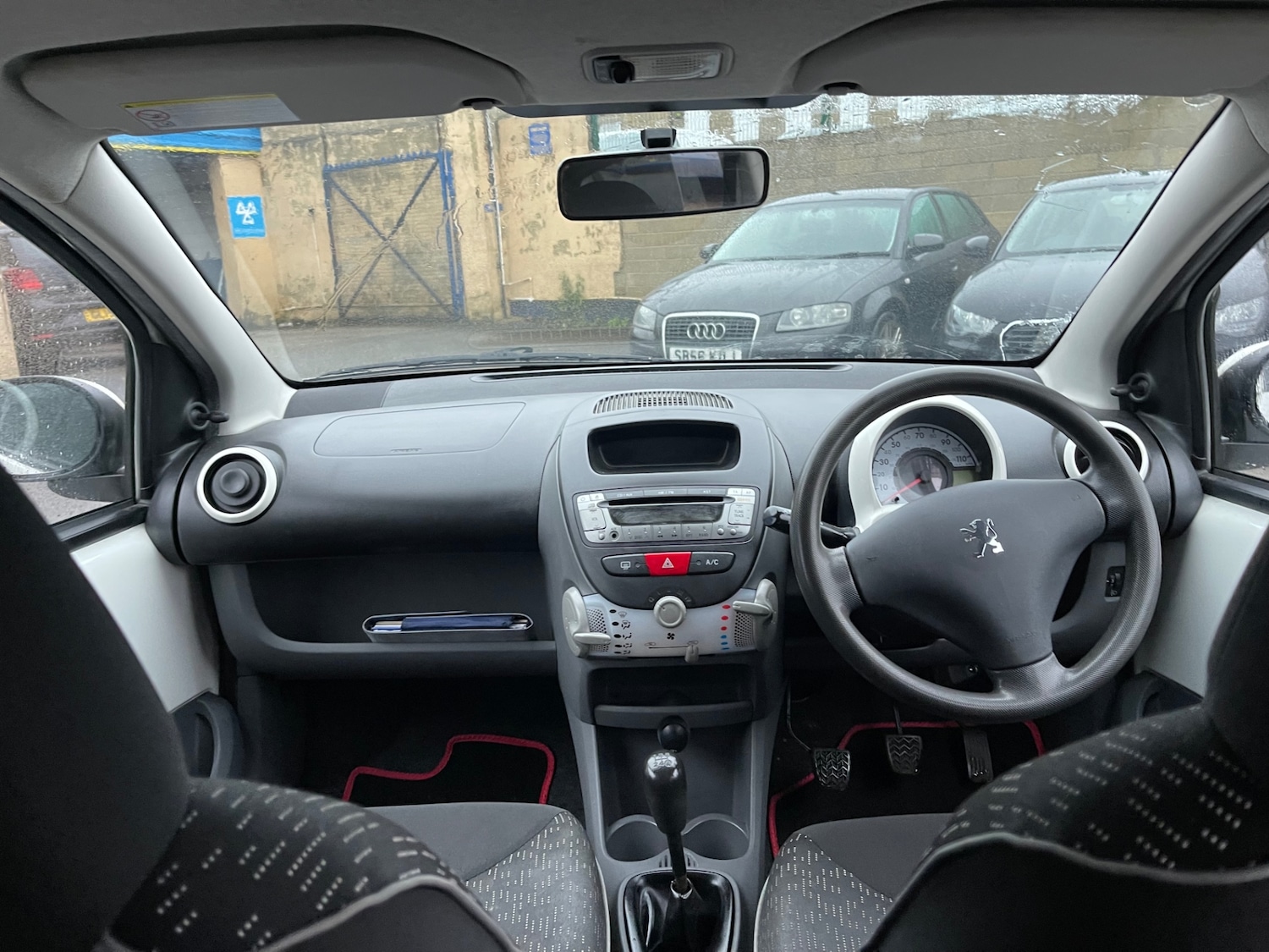 Used Peugeot 107 2011 for sale - 77378460: Photo 11