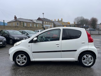 Used Peugeot 107 2011 for sale - 77378460: Photo