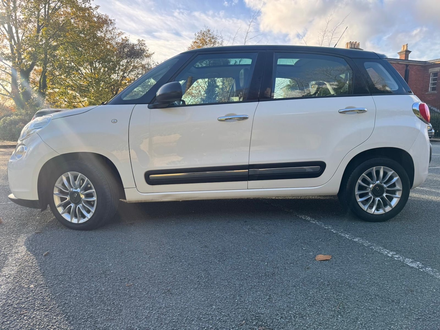Used Fiat 500L 2014 for sale - 76444728: Photo 4