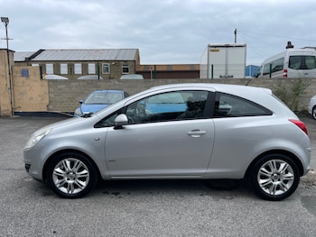 Used Vauxhall Corsa 2010 for sale - 75344473: Photo