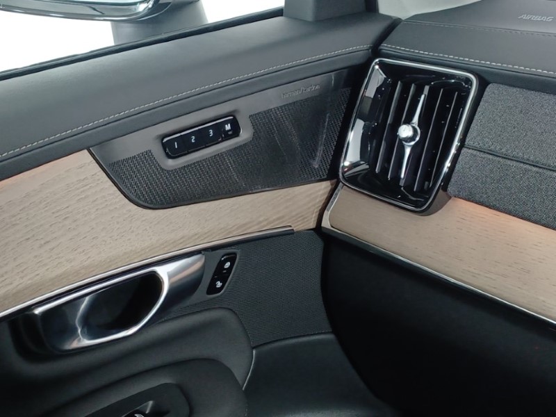 Used Volvo XC90 2025 for sale - 77124140: Photo 15