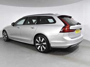 Used Volvo V90 2025 for sale - 76981564: Photo
