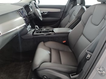 Used Volvo V90 2025 for sale - 76981564: Photo