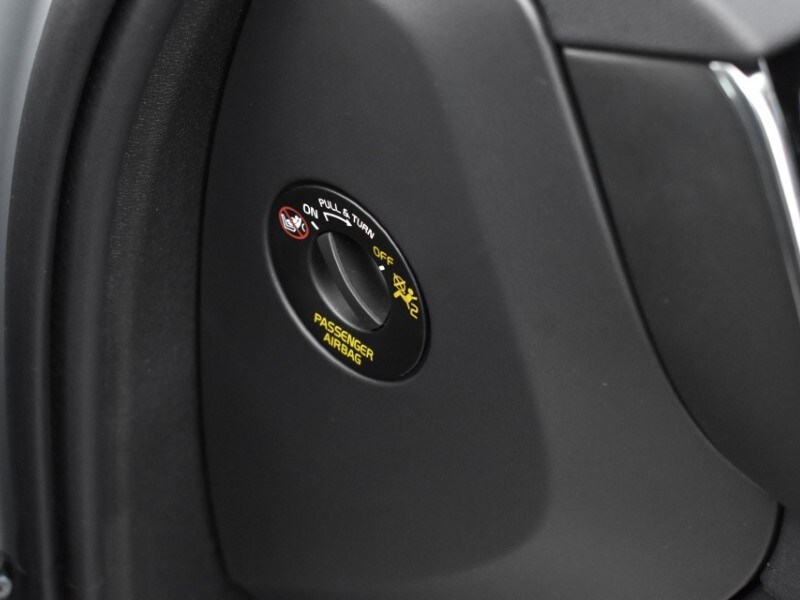 Used Volvo V60 2025 for sale - 77504454: Photo 37