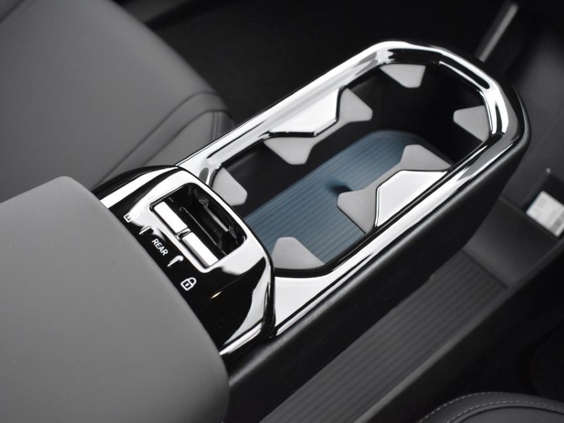 Used Volvo EX30 2025 for sale - 76981644: Photo 28