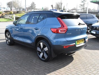 Used Volvo XC40 2023 for sale - 77758744: Photo