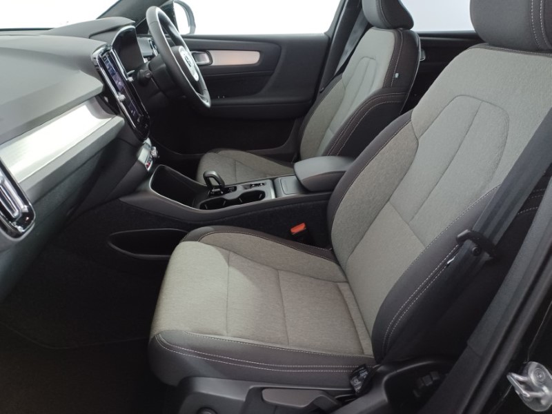 Used Volvo XC40 2024 for sale - 76981801: Photo 5