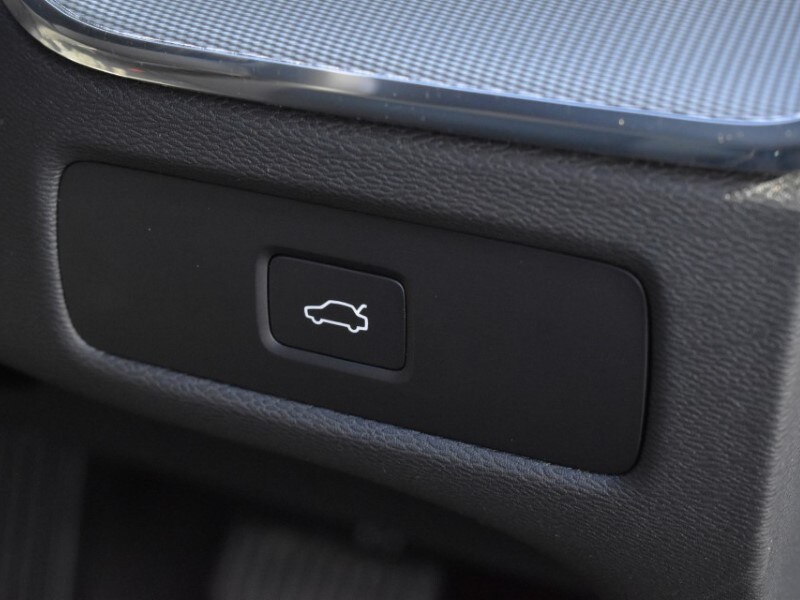 Used Volvo XC60 2025 for sale - 77742690: Photo 31