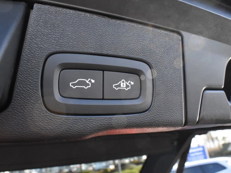 Used Volvo XC60 2025 for sale - 77742690: Photo 46