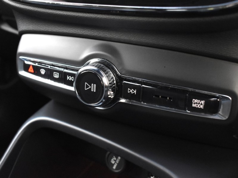 Used Volvo XC40 2022 for sale - 76981043: Photo 17