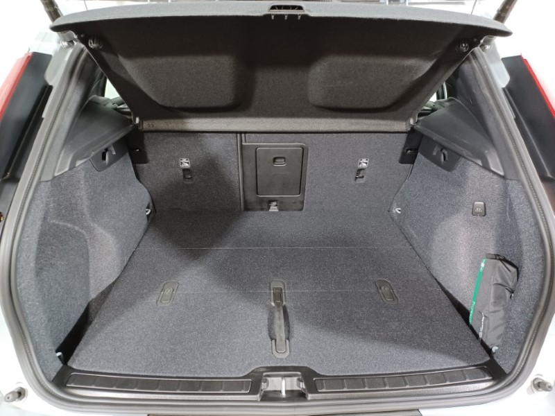 Used Volvo XC40 2025 for sale - 76981860: Photo 20