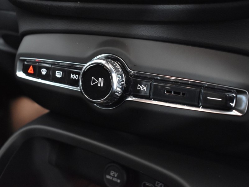 Used Volvo XC40 2025 for sale - 76981860: Photo 34