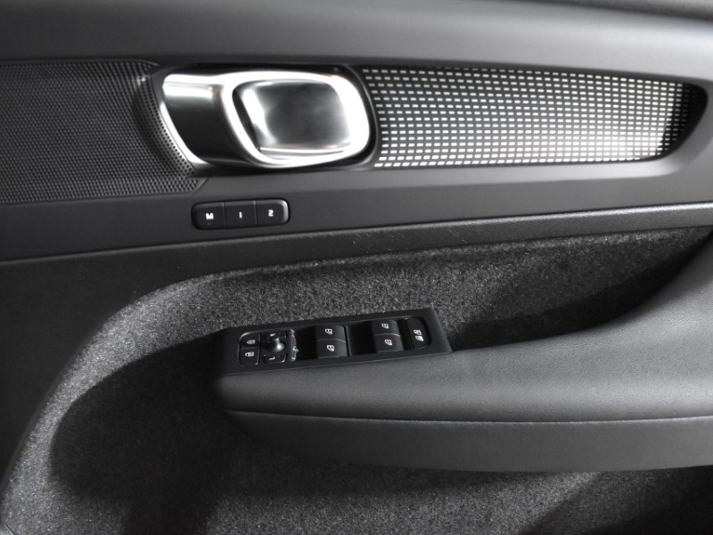 Used Volvo XC40 2025 for sale - 76981860: Photo 36