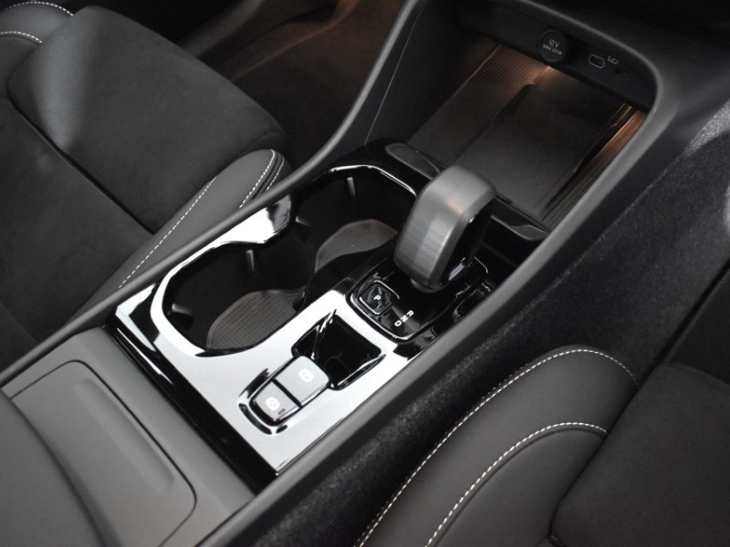 Used Volvo XC40 2025 for sale - 76981860: Photo 37