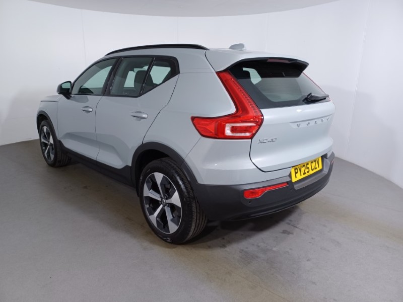 Used Volvo XC40 2025 for sale - 76981860: Photo 4