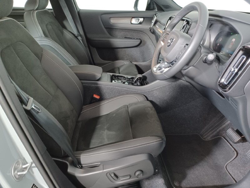 Used Volvo XC40 2025 for sale - 76981860: Photo 41