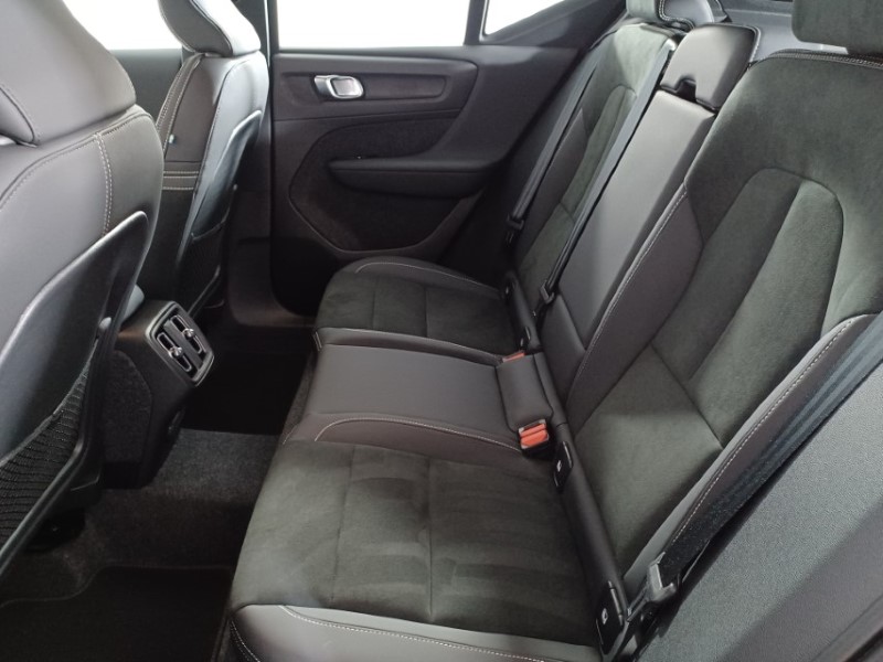 Used Volvo XC40 2025 for sale - 76981860: Photo 6