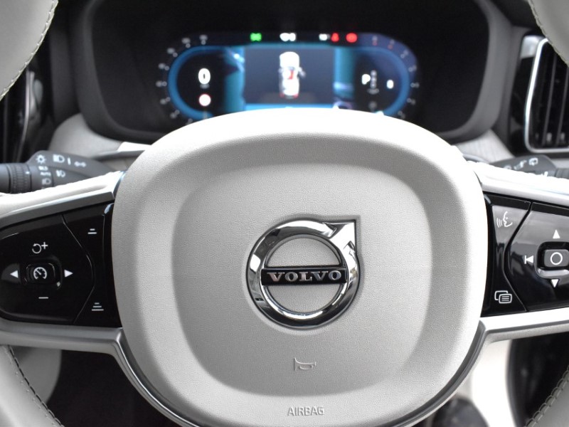 Used Volvo XC60 2025 for sale - 76981435: Photo 15